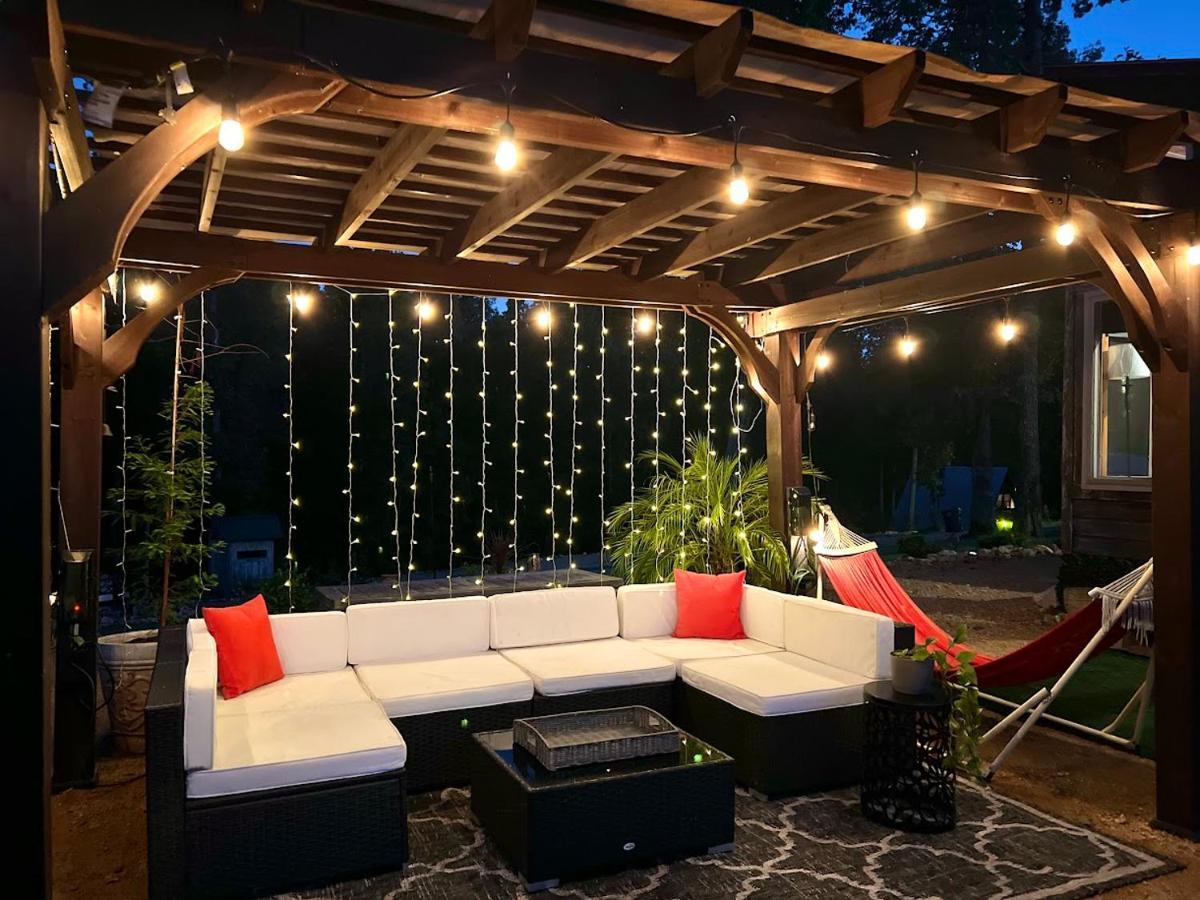 Waterfront Luxury Glamping Dome Hotel Rogersville Buitenkant foto